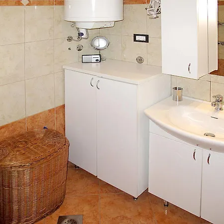 Holiday Haus Anicic Дом отдыха Cepic