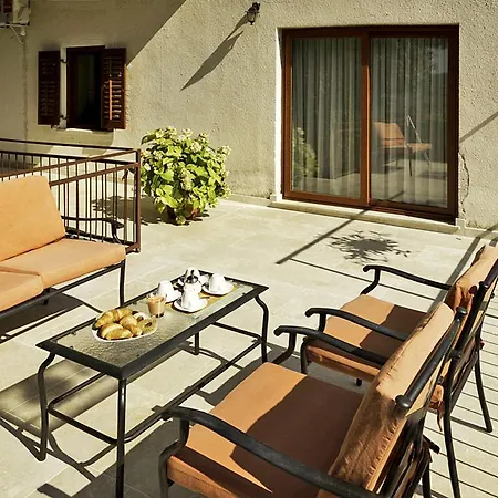 Holiday Haus Anicic *