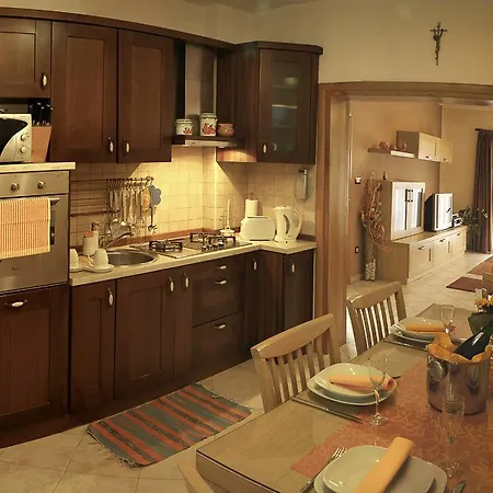 Holiday Haus Anicic Дом отдыха *
