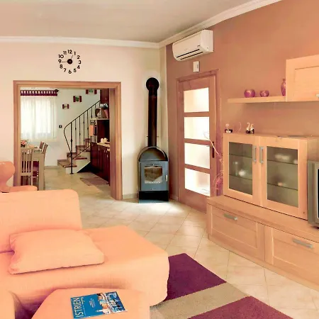 Holiday Haus Anicic Дом отдыха Cepic